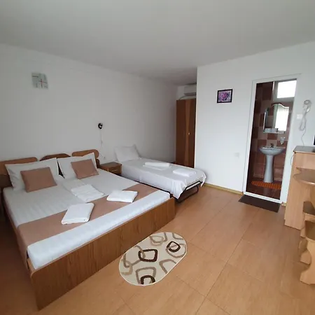 Timona- De Inchiriat 3* Costinesti