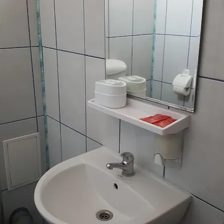 Timona- De Inchiriat