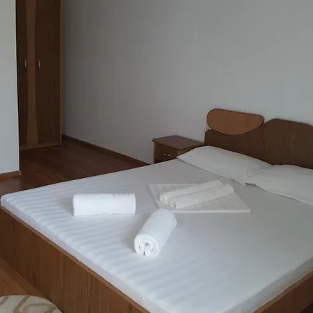 Timona- De Inchiriat