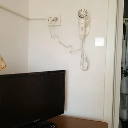 Timona- De Inchiriat 招待所